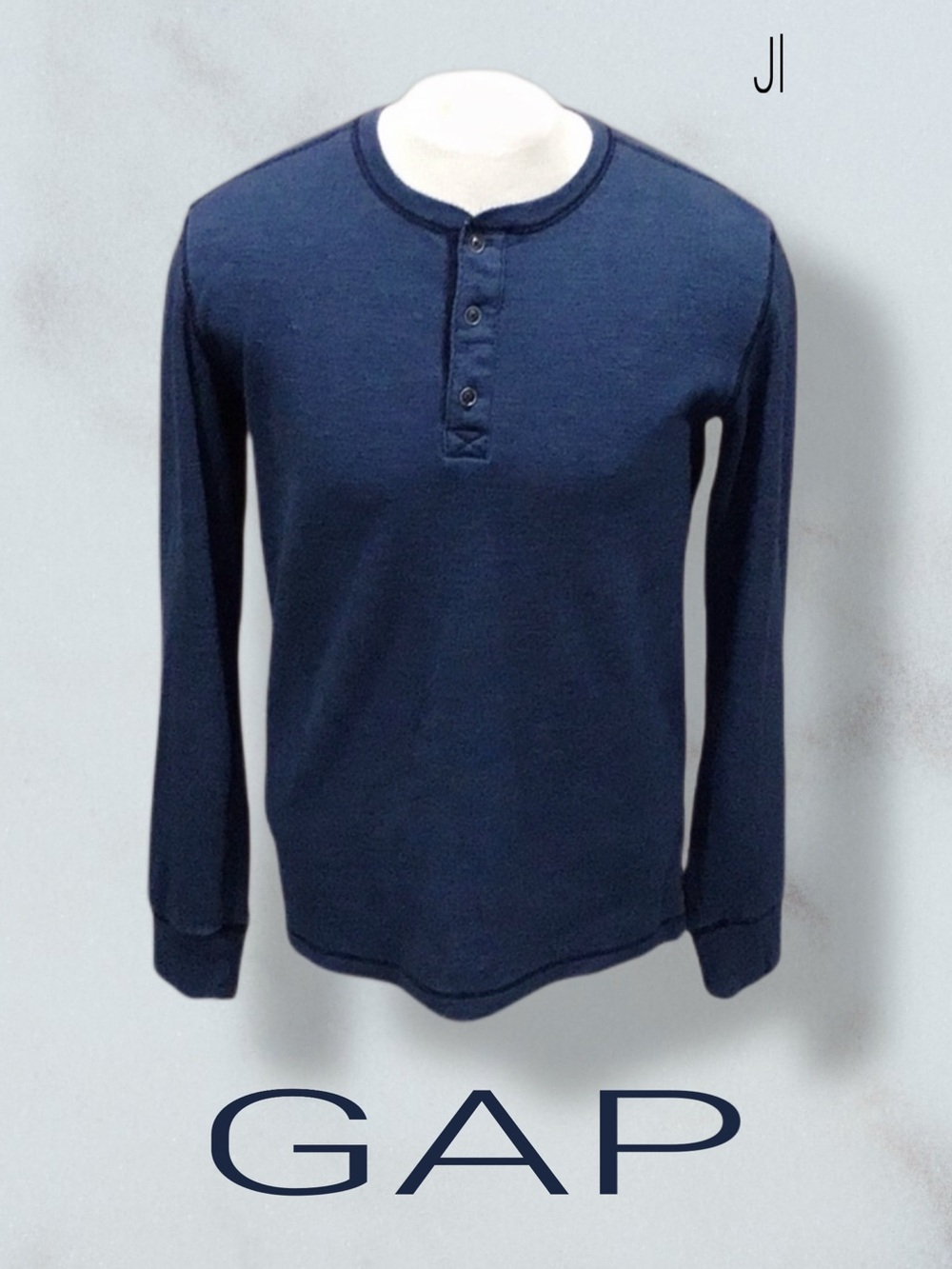 GAP Henley Shirt Size Medium